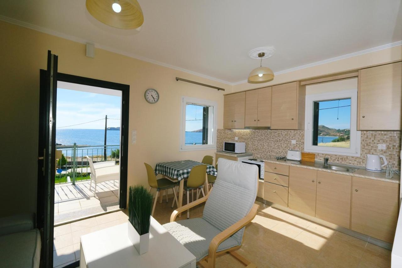 Captains View Apartments Plati  Exteriör bild